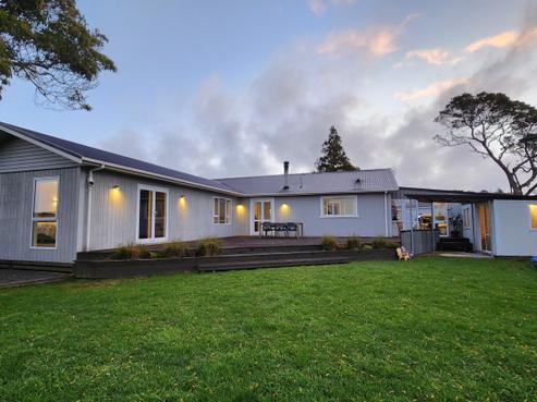 487 Lincoln Road, Inglewood