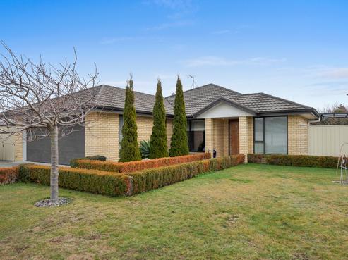 12 Mckendry Street, Redwoodtown