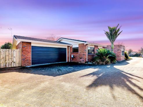 8 Argyle Place, Highlands Park