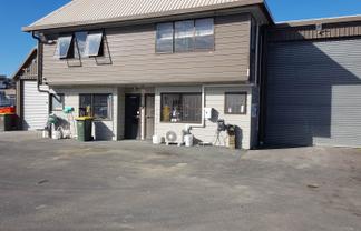 322M² INDUSTRIAL UNITS
