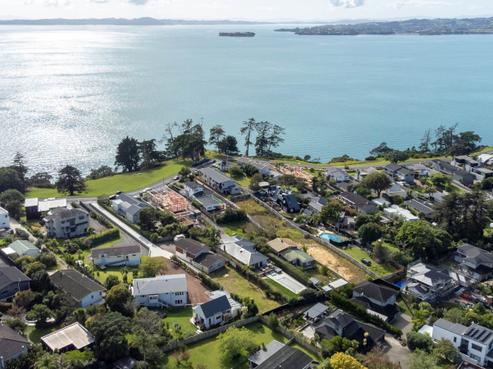 2/75 Marine Parade, Mellons Bay