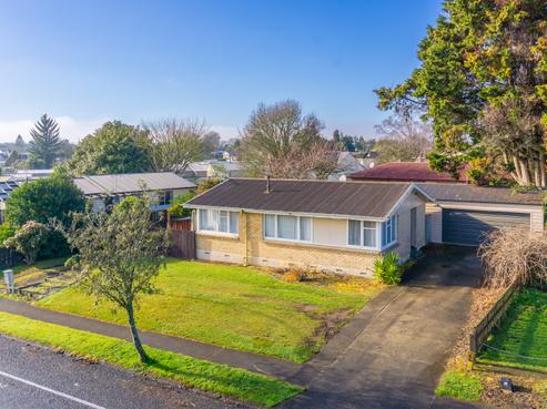 67 Snell Drive, Chartwell