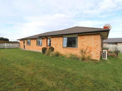 77 Chesney Street, Tisbury