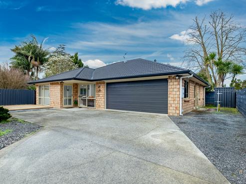 19A Clevedon Road, Papakura