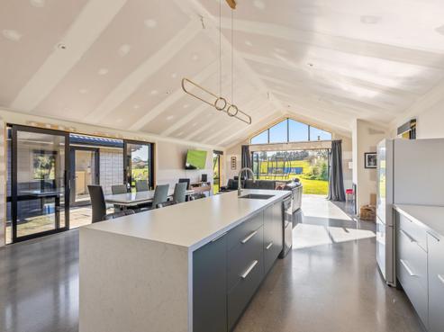 502 Egmont Road, Hillsborough