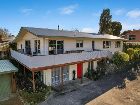 6 Tarata Street, Matua