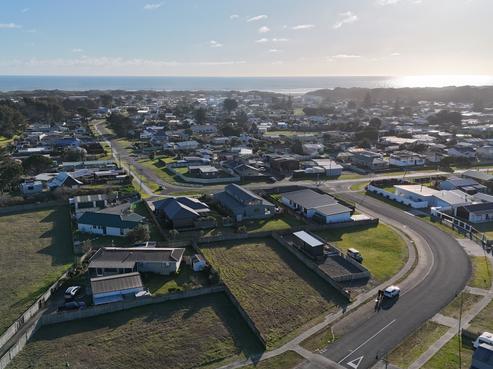 3 Sandown Avenue, Himatangi Beach