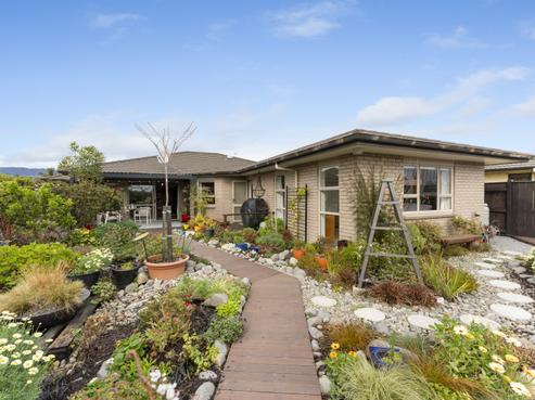 24 Bertelsen Court, Otaki