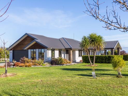 421 Belvedere Road, Carterton
