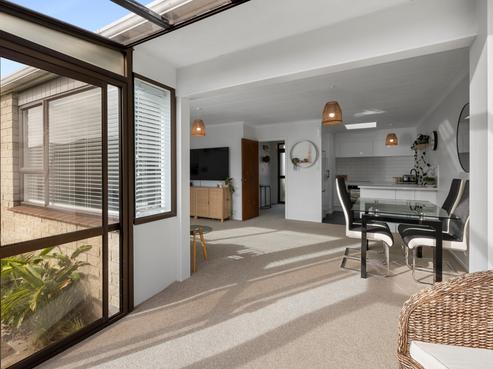 1/12 Webster Street, Westown