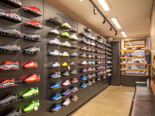 12 The Mall, Cromwell