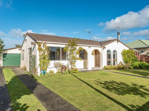 99 Fitzherbert Avenue, Tawhero