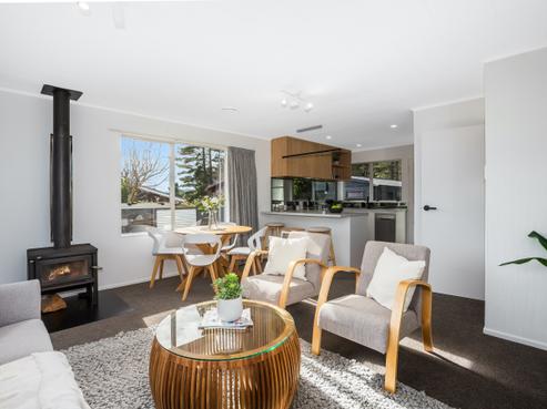 18B Apple Terrace, Ranui