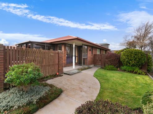 32A Leander Street, Northcote