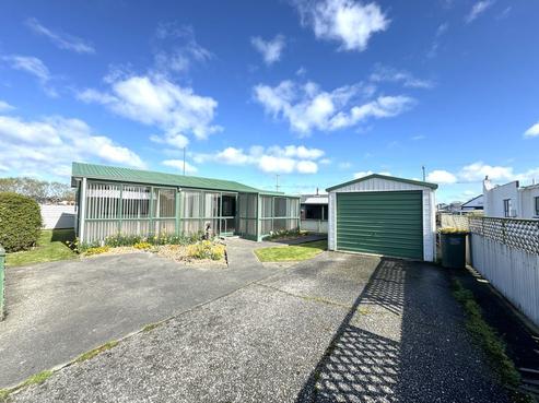 50D Lanark Street, Balclutha