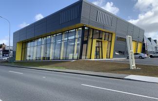 New Build with High-Profile Frontage | 961m2