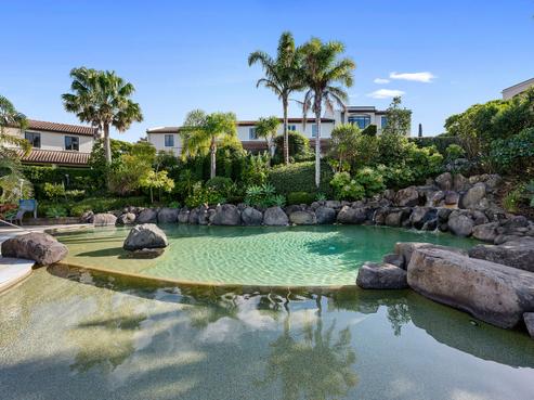 94 Naples Way, Albany Heights