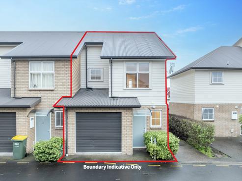 11 Chiefs Court, Hamilton East