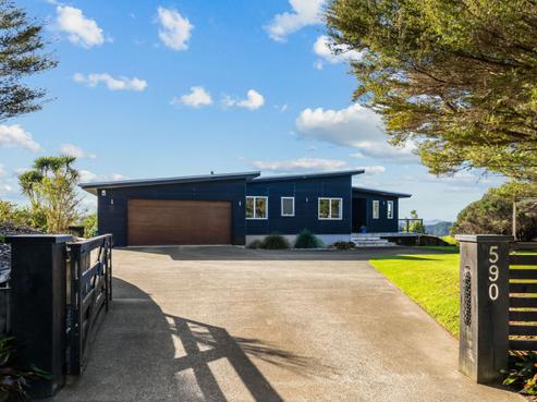 590 Pataua North Road, Whareora