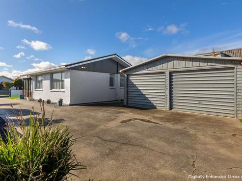 23 Lindsey Crescent, Springvale