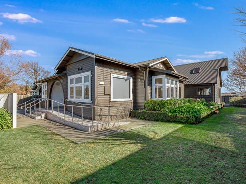 24 Henry Street, Blenheim Central