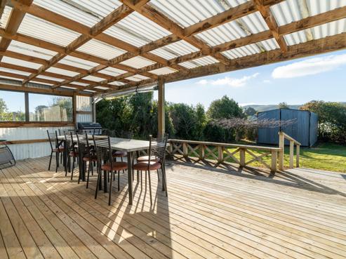 17 Wratten Road, Owaka
