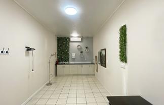 Bite sized office or retail opportunity