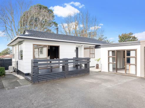 10B Catkin Crescent, Papatoetoe