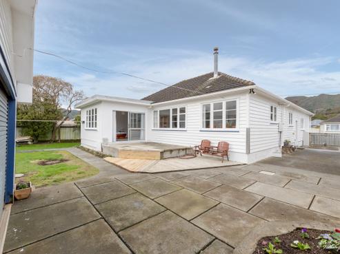 5 Hodgins Grove, Naenae