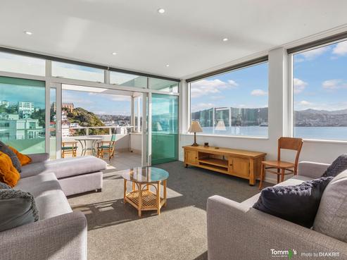 10/248 Oriental Parade, Oriental Bay