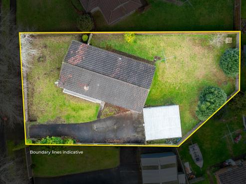 23 Redcrest Avenue, Red Hill