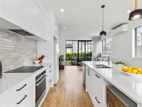 3 Kestrel Place, Waiotaiki Bay