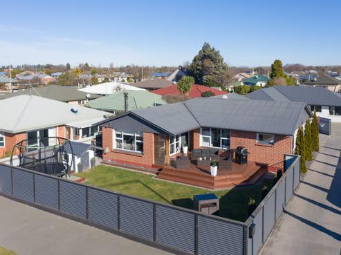 218 Walnut Avenue, Ashburton