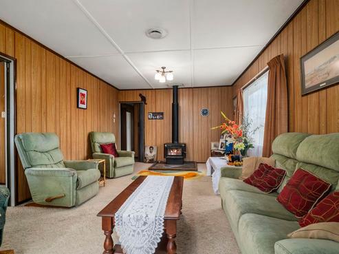 149 Te Rangitautahanga Road, Turangi