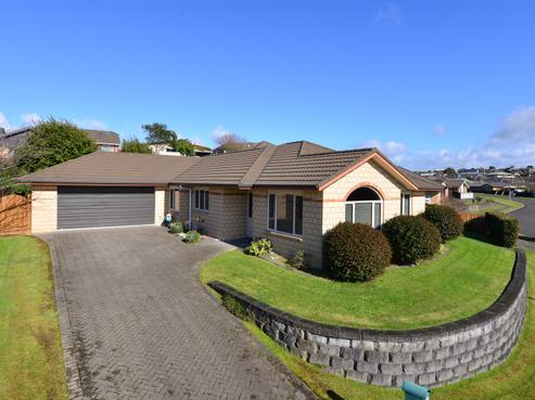 12 Everton Place, Grandview Heights