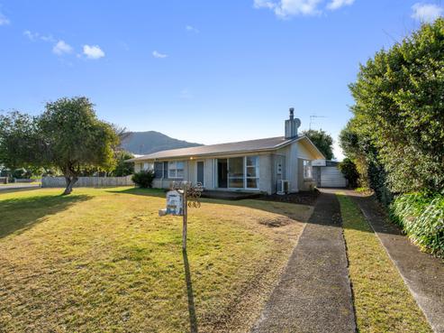 37 Alison Street, Mangakakahi