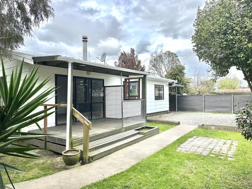 911B Wall Road, Raureka