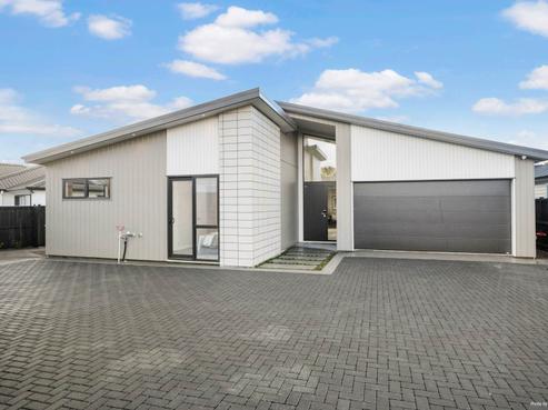 22 Matahae Crescent, Wainui