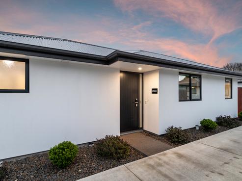 2/30A Northcote Road, Northcote