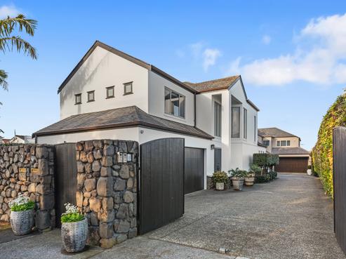 13A Milford Road, Milford