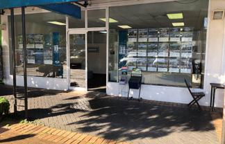 PRIME RETAIL SHOP IN THE HEART OF DEVONPORT
