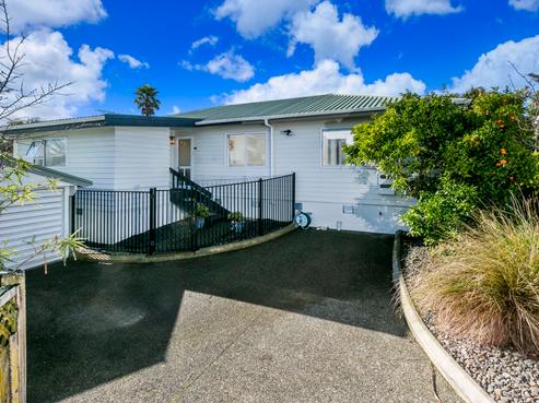 3/8 Opua Street, Belmont