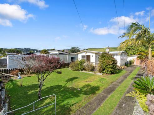 18 Bertram Road, Kawakawa Bay