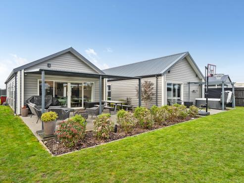 4 Tuatahi Avenue, Solway