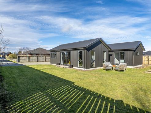12 Cherry Avenue, Darfield