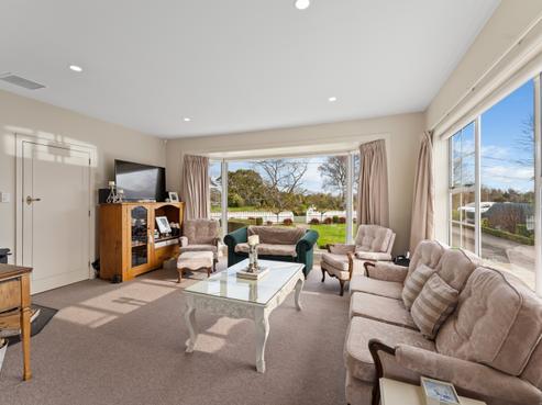 66 Dallington Terrace, Dallington