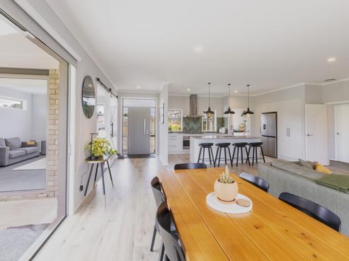 2A Elm Place, Waipukurau and Surrounds