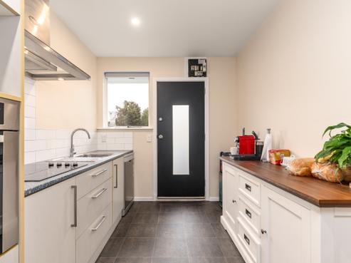 4/16 Holly Road, Saint Albans