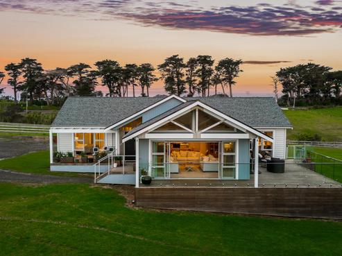 252 Amreins Road, Taupaki