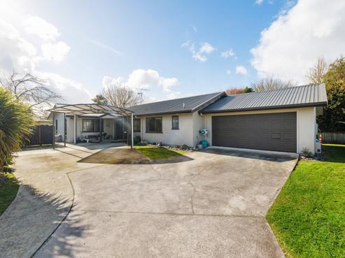 13 Benson Road, Fairview Downs